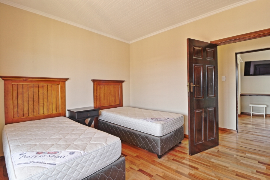 4 Bedroom Property for Sale in Reebok Western Cape